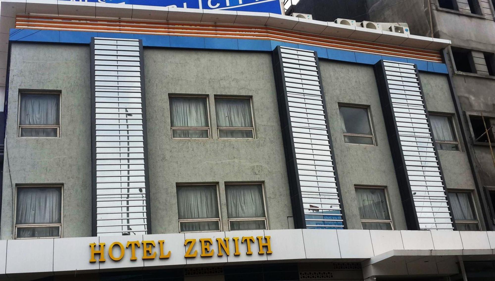 Hotel Zenith Сурат Экстерьер фото